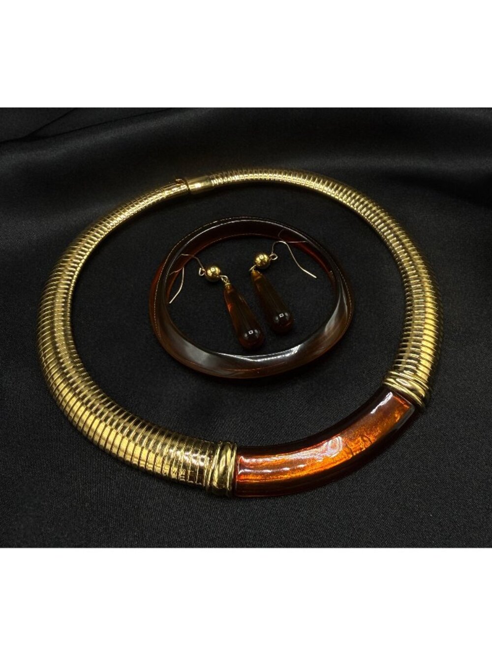 Rare Find Vintage 1980s MONET Signed Amber Lucite Jewelry Set